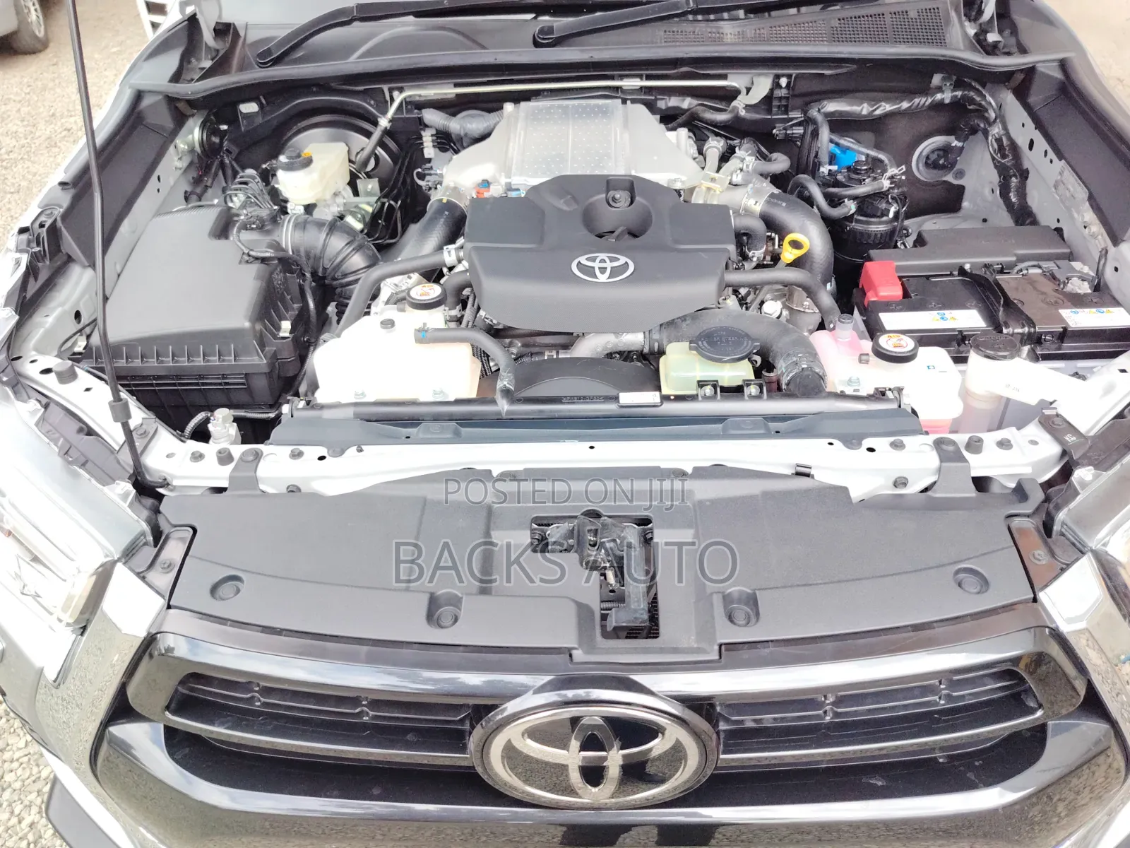 Toyota Hilux 2.4 Diesel 2020 Silver