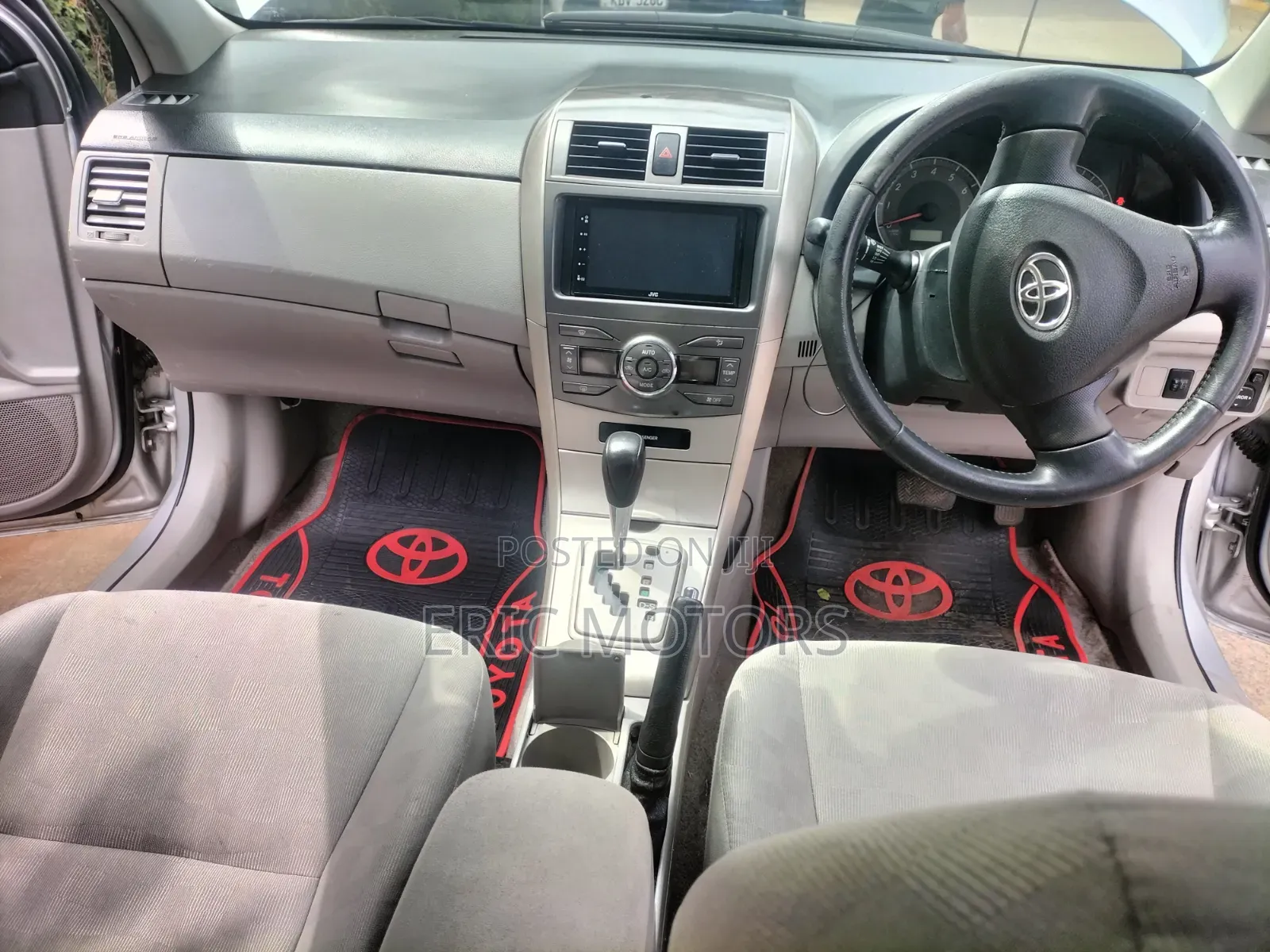 Toyota Axio 2010 Silver