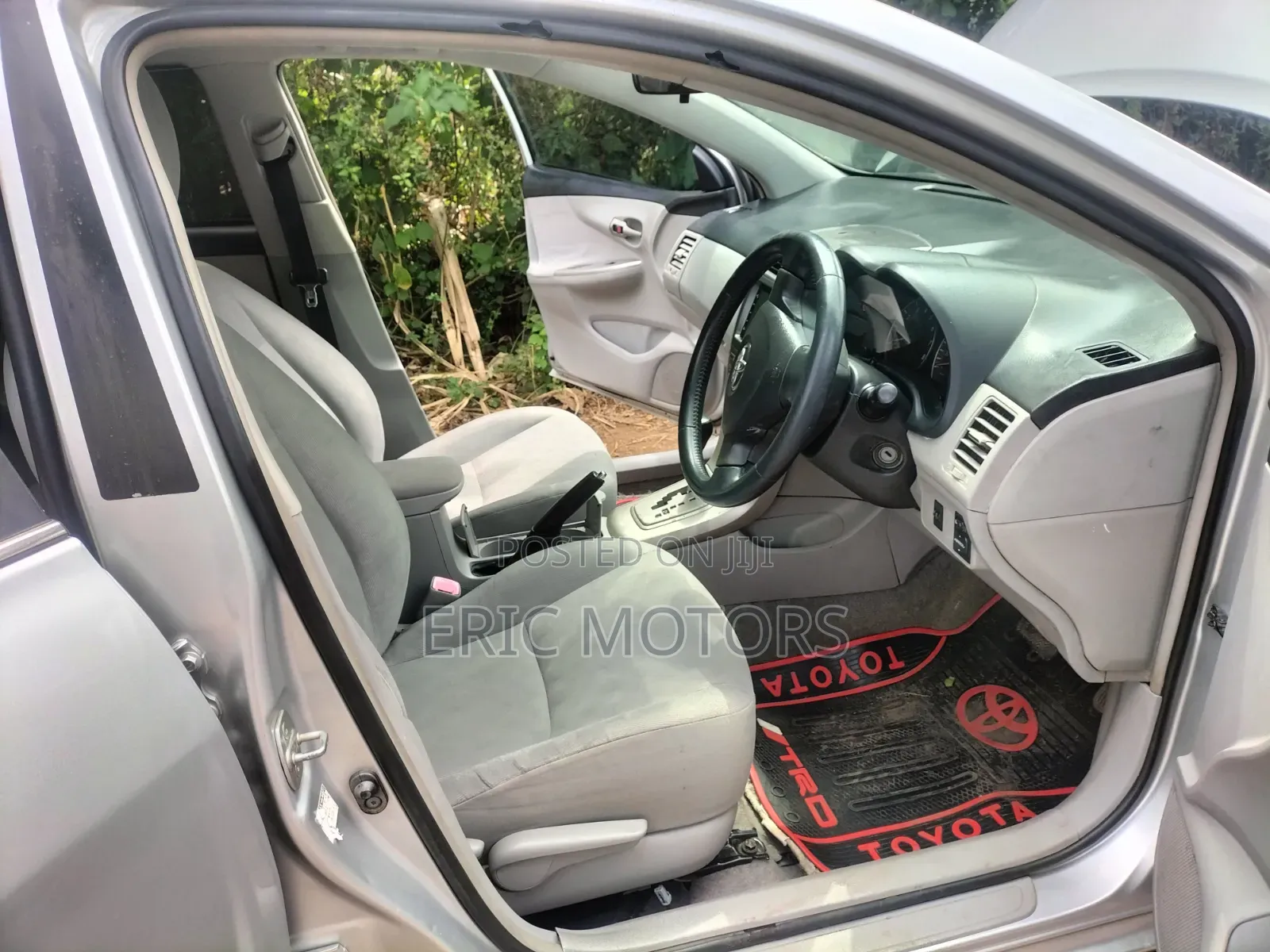 Toyota Axio 2010 Silver