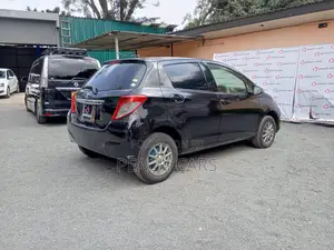 Toyota Vitz 2012 Black