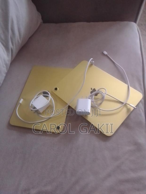 Apple iPad (2025) 128 GB Yellow - thumbnail 5