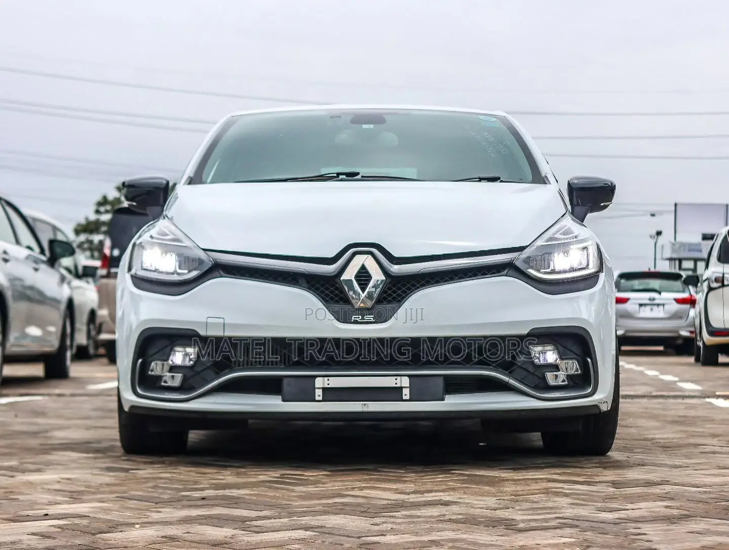 Renault Lutecia 2018 White