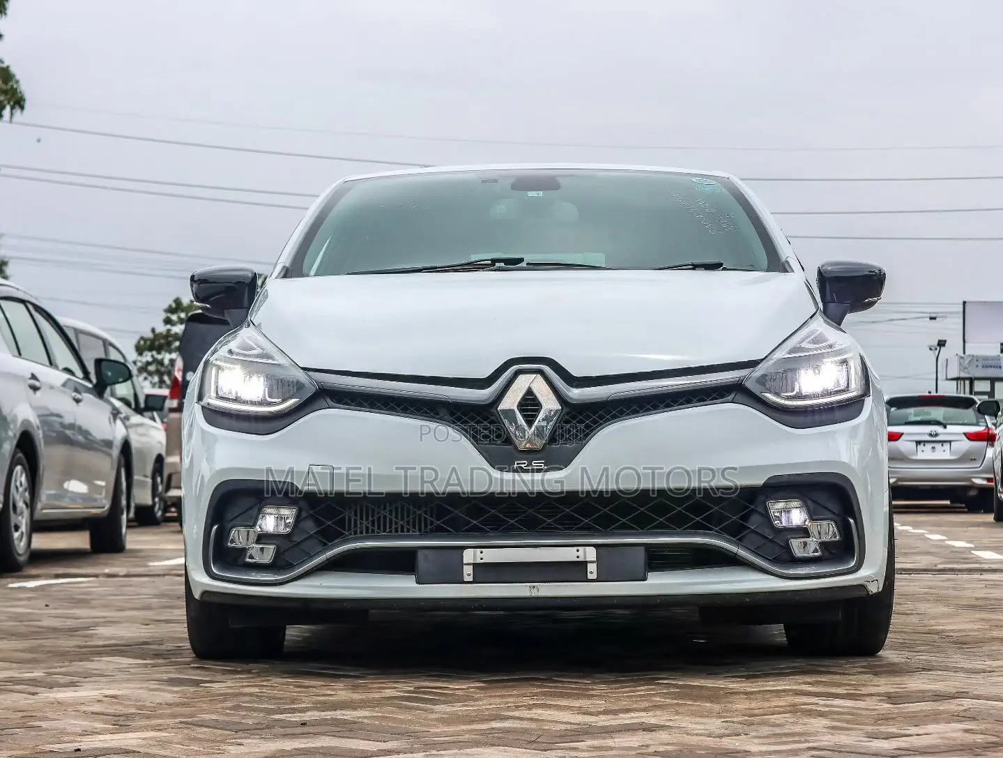 Renault Lutecia 2018 White