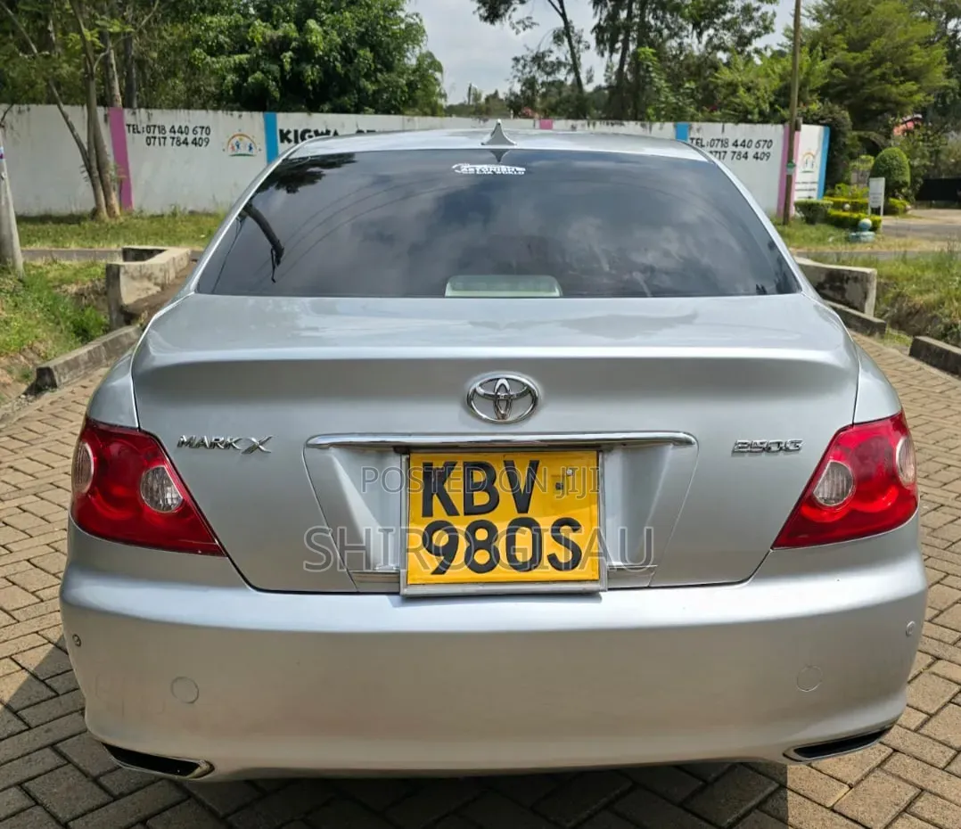 Toyota Mark X 2006 Silver