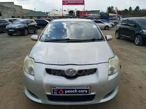 Toyota Auris 2009 Silver
