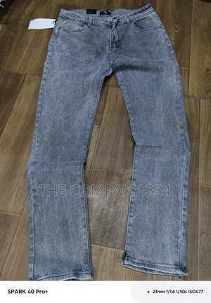 Quality Casual Denim Jeans Slim Fit Non Fade Available
