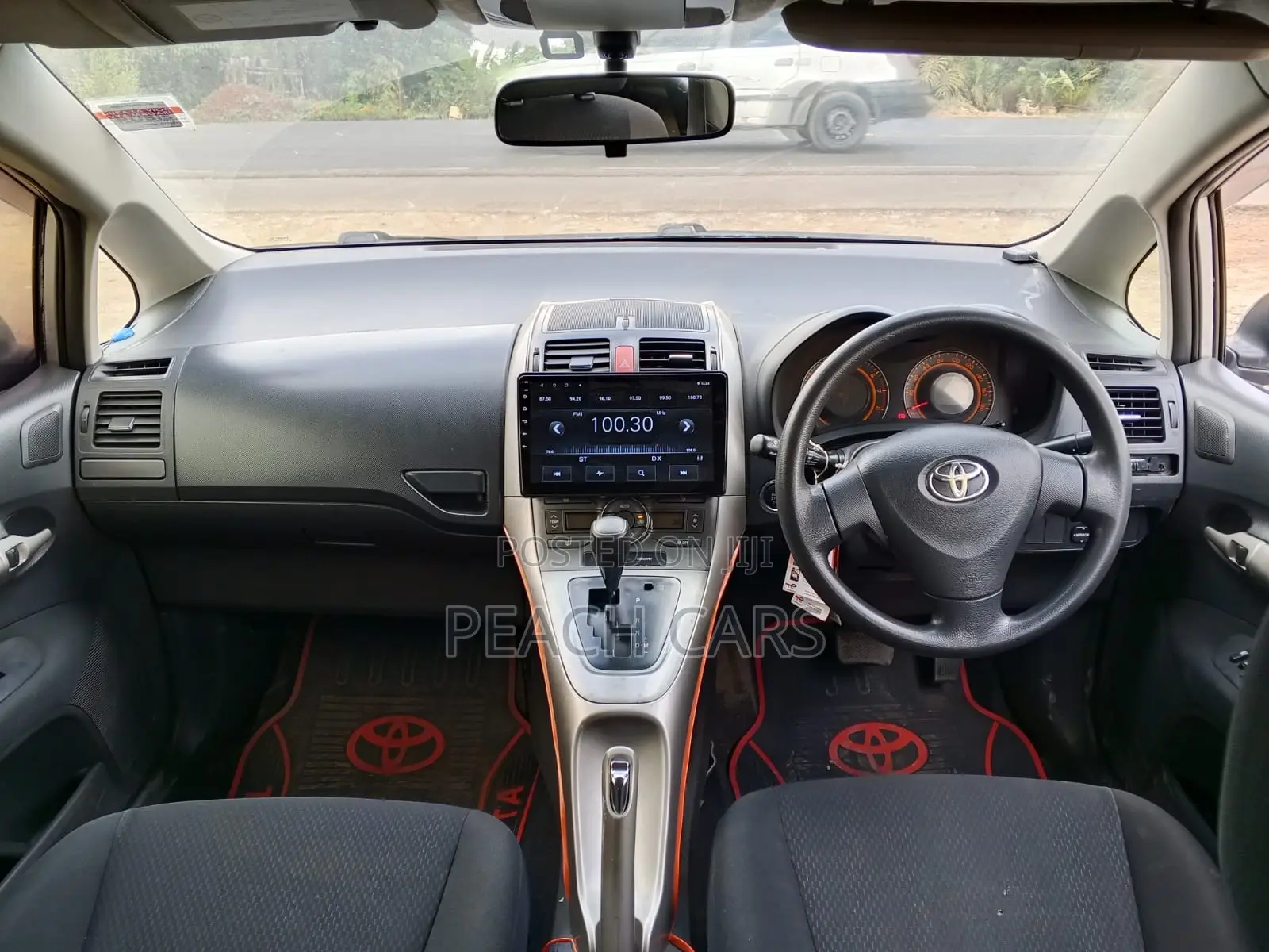 Toyota Auris 2009 Silver