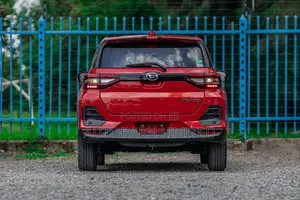 Daihatsu Rocky 2019 Red