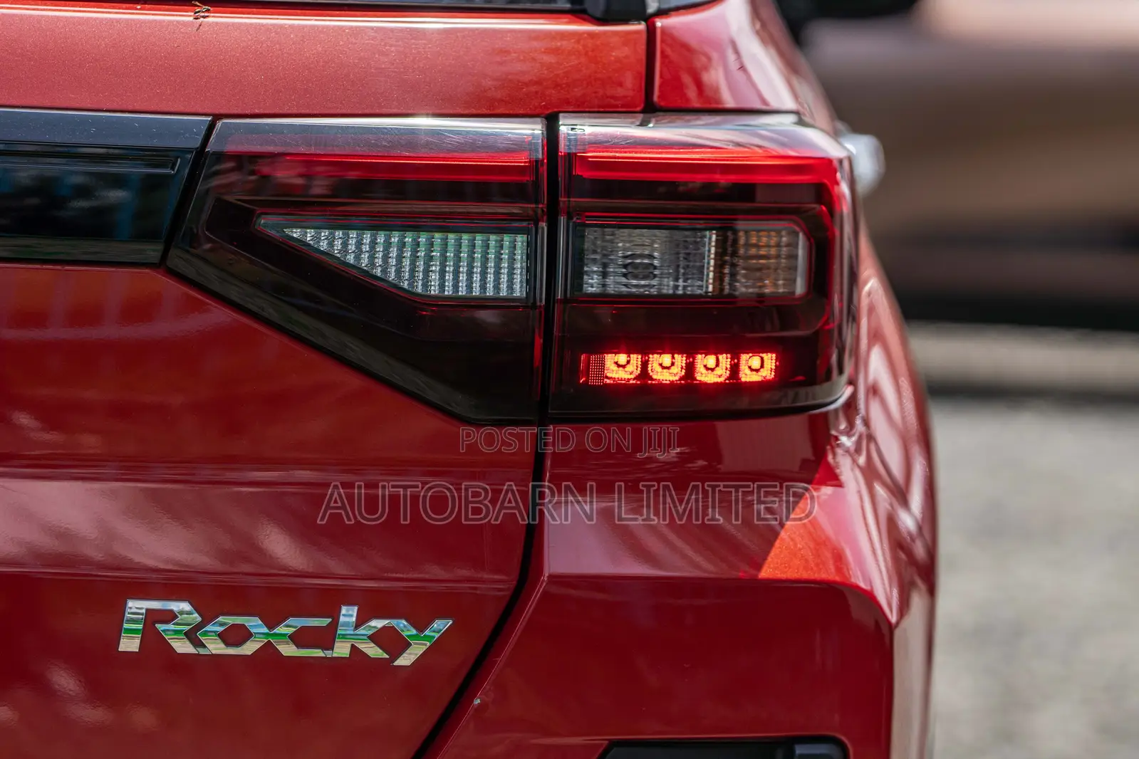 Daihatsu Rocky 2019 Red