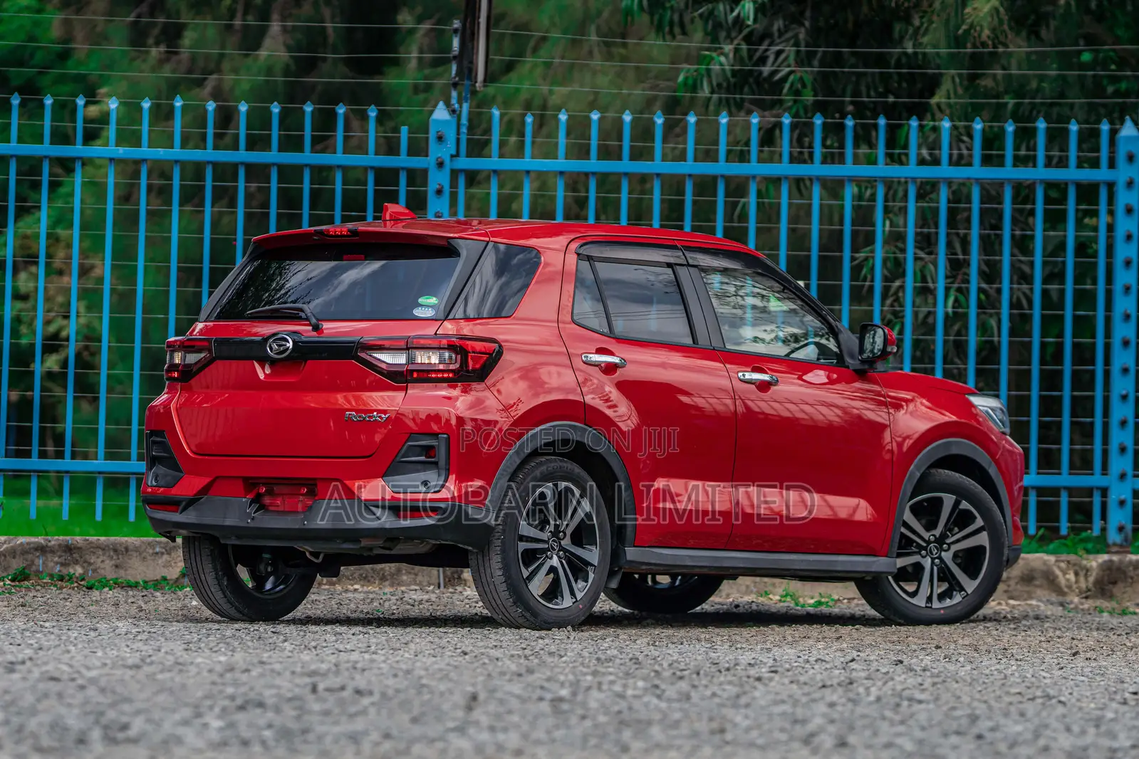 Daihatsu Rocky 2019 Red