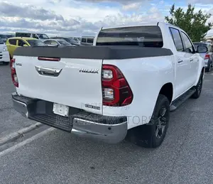 Toyota Hilux Revo Double Cab Deisel 2.4 AWD 2021 Pearl