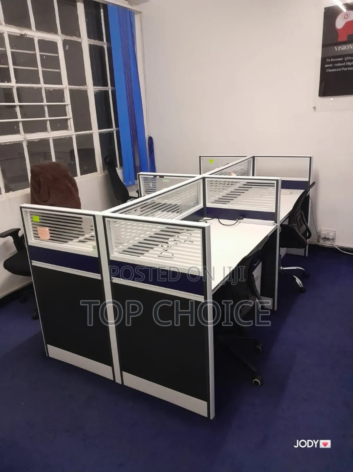 4 - Way - Workstations