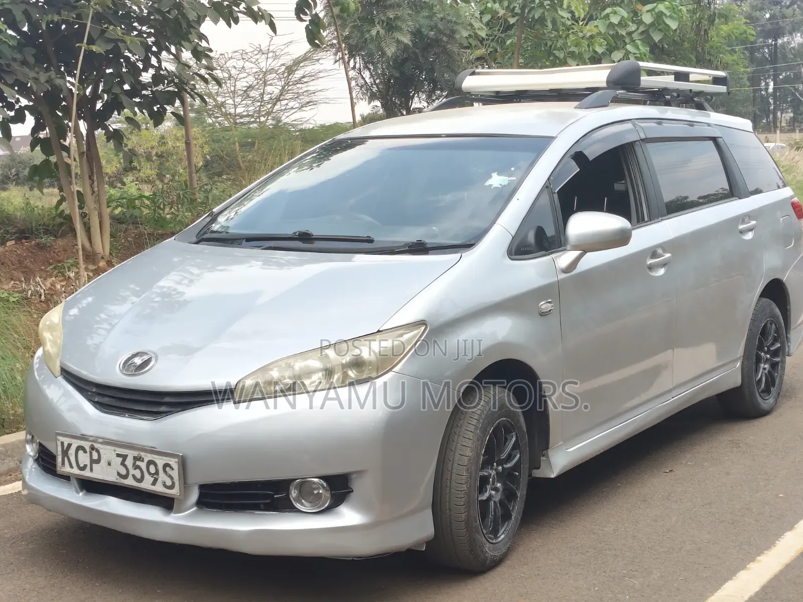 Toyota Wish 2011 Silver