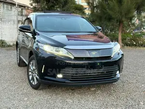 Toyota Harrier 2.0 2019 Black