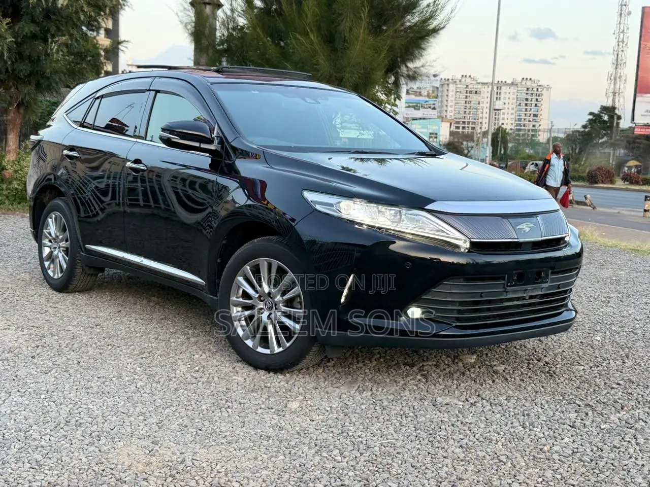 Toyota Harrier 2.0 2019 Black
