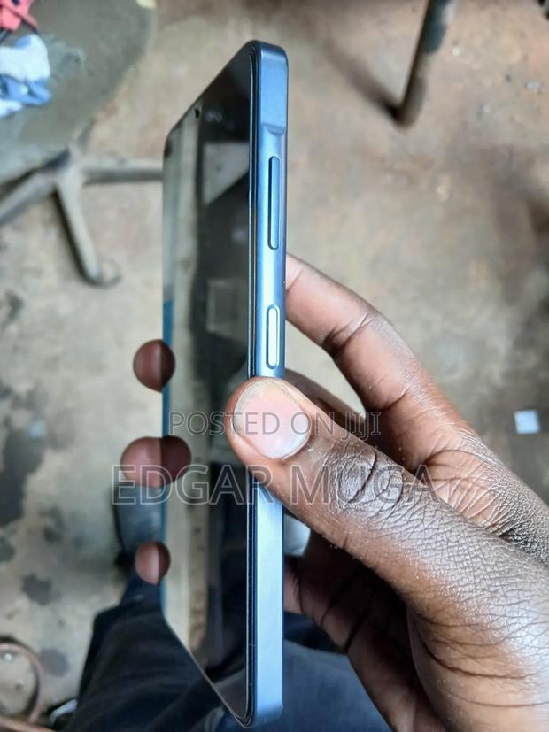 Samsung Galaxy A06 64 GB Blue - thumbnail 4