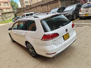 Volkswagen Golf 2019 White