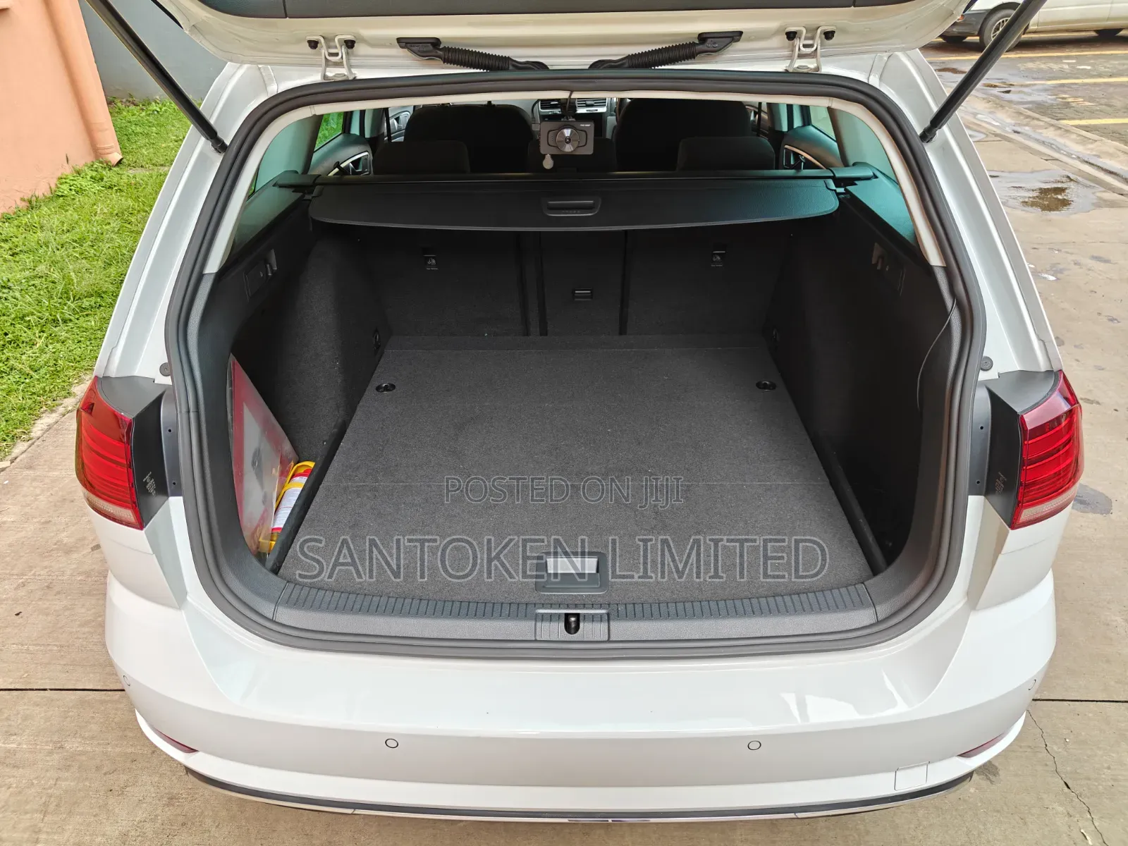 Volkswagen Golf 2019 White