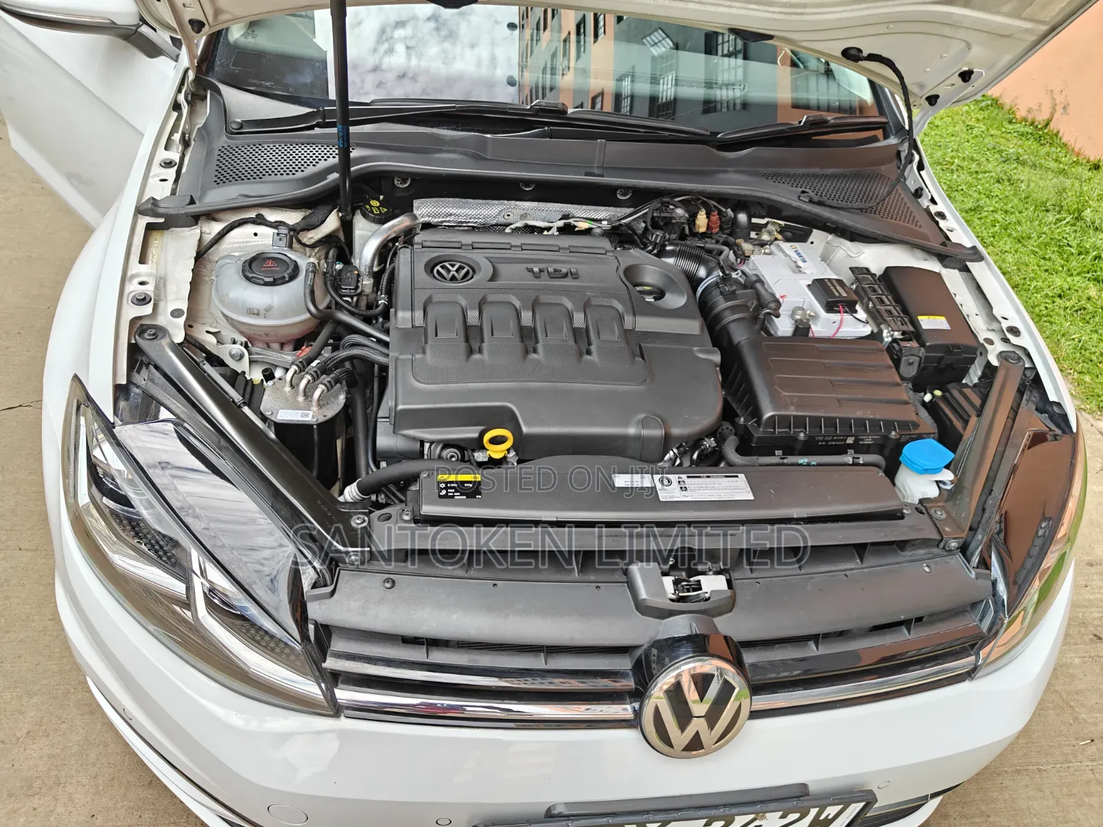 Volkswagen Golf 2019 White