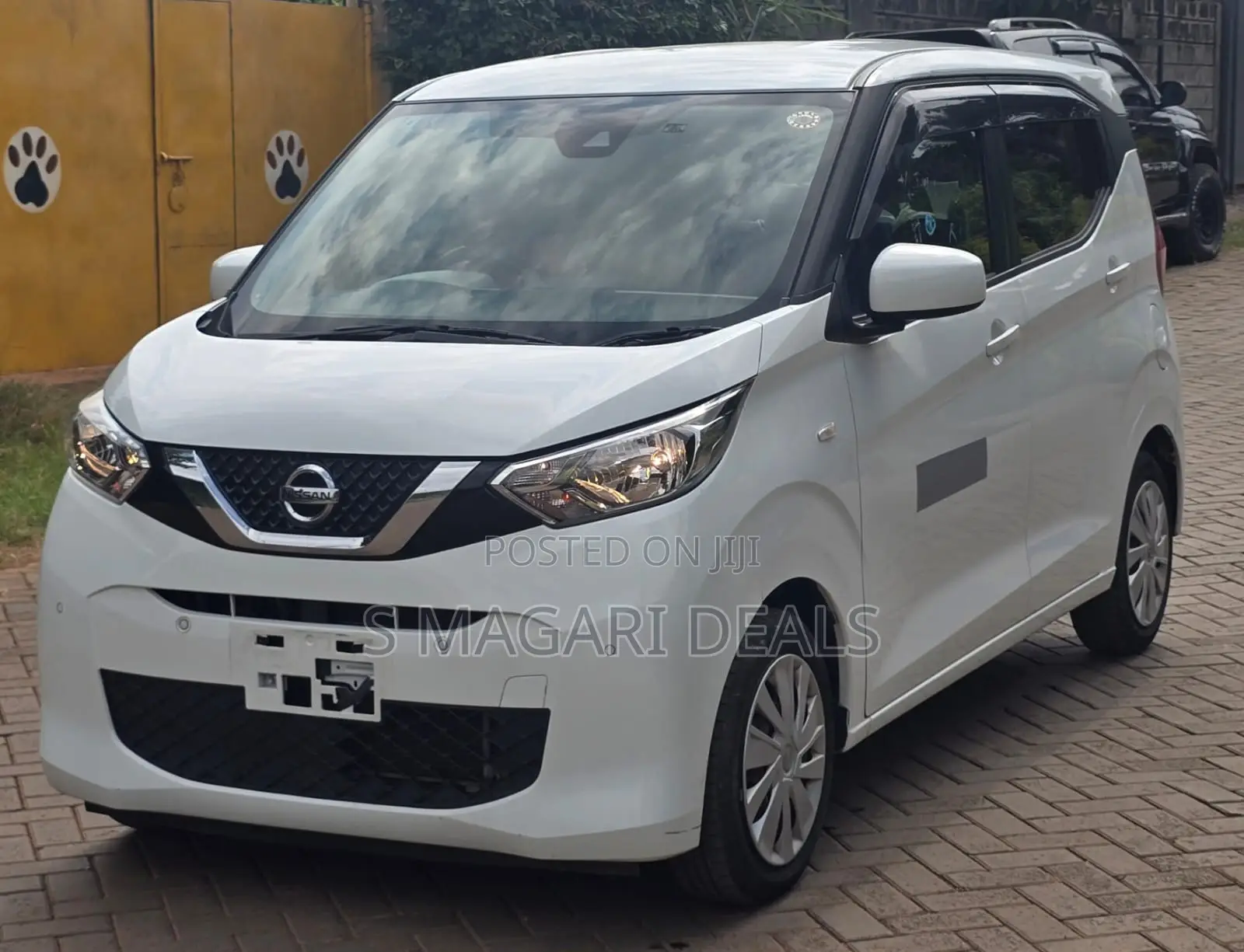 Nissan Dayz Roox 2019 White