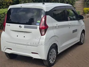 Nissan Dayz Roox 2019 White