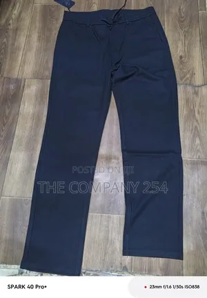 Quality Casual Plain Unisex Sweatpant Available