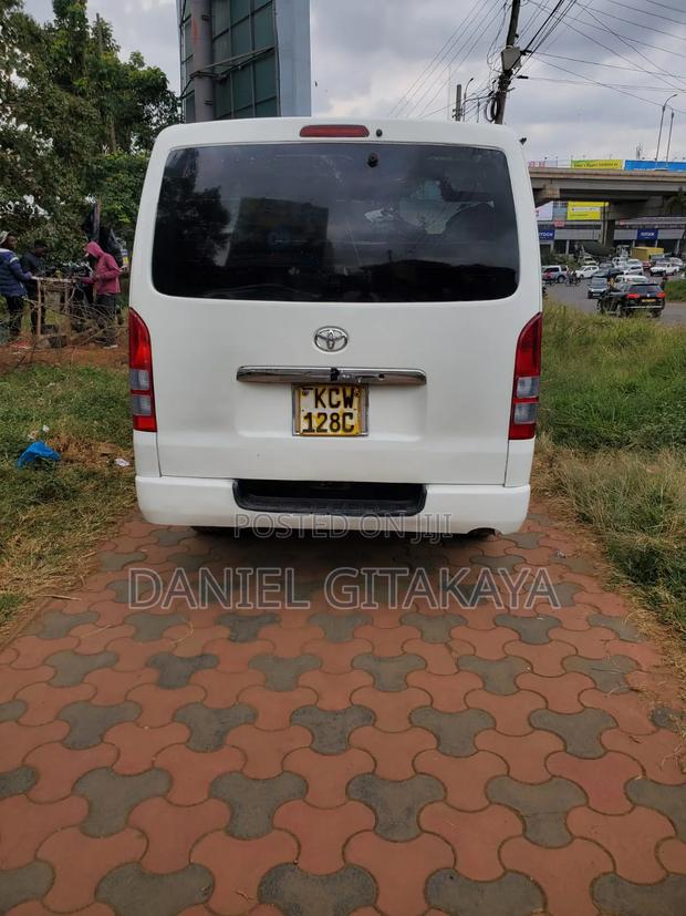 Toyota HiAce 2013 White - thumbnail 5