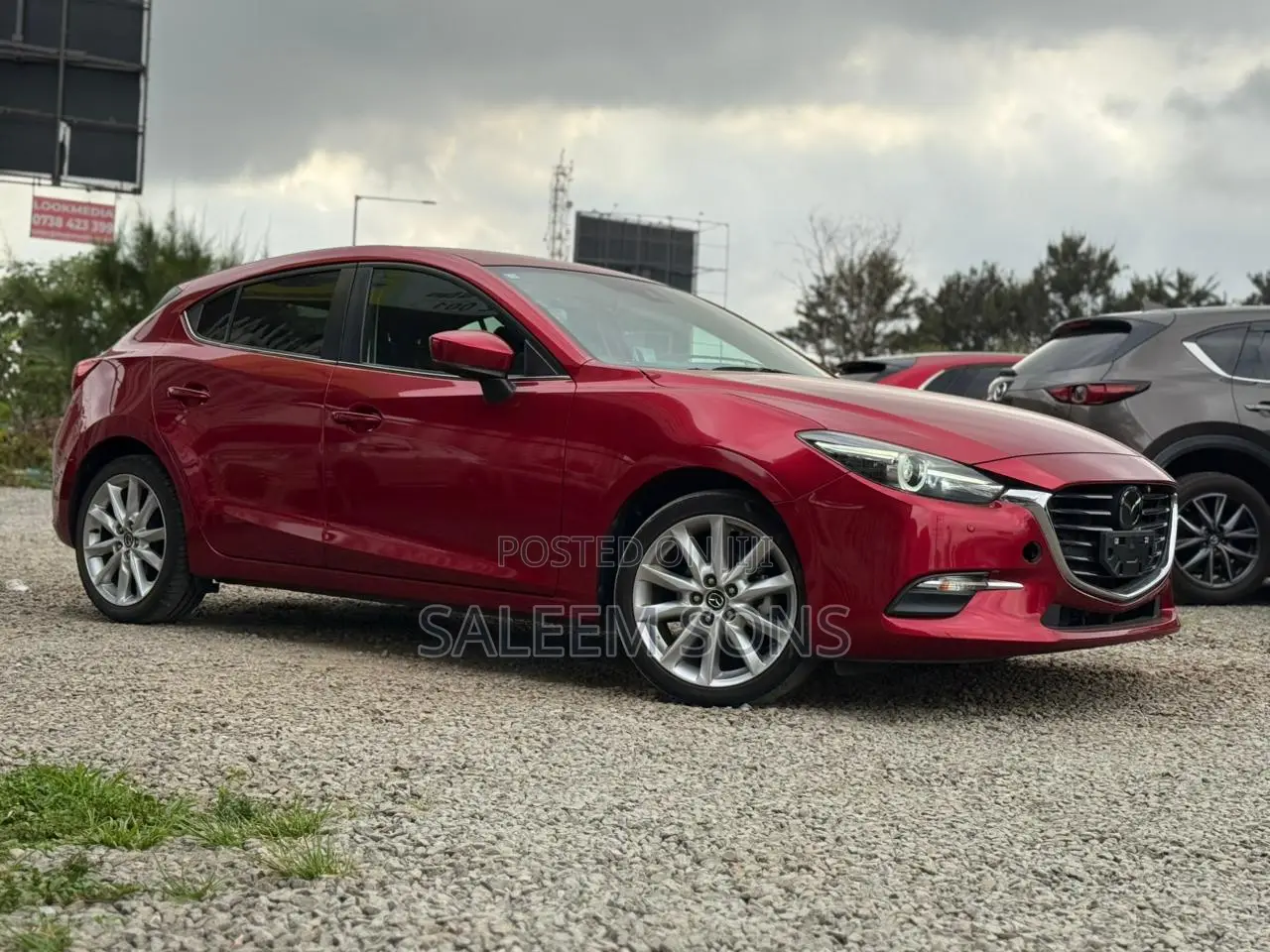 Mazda Axela 2018 Red