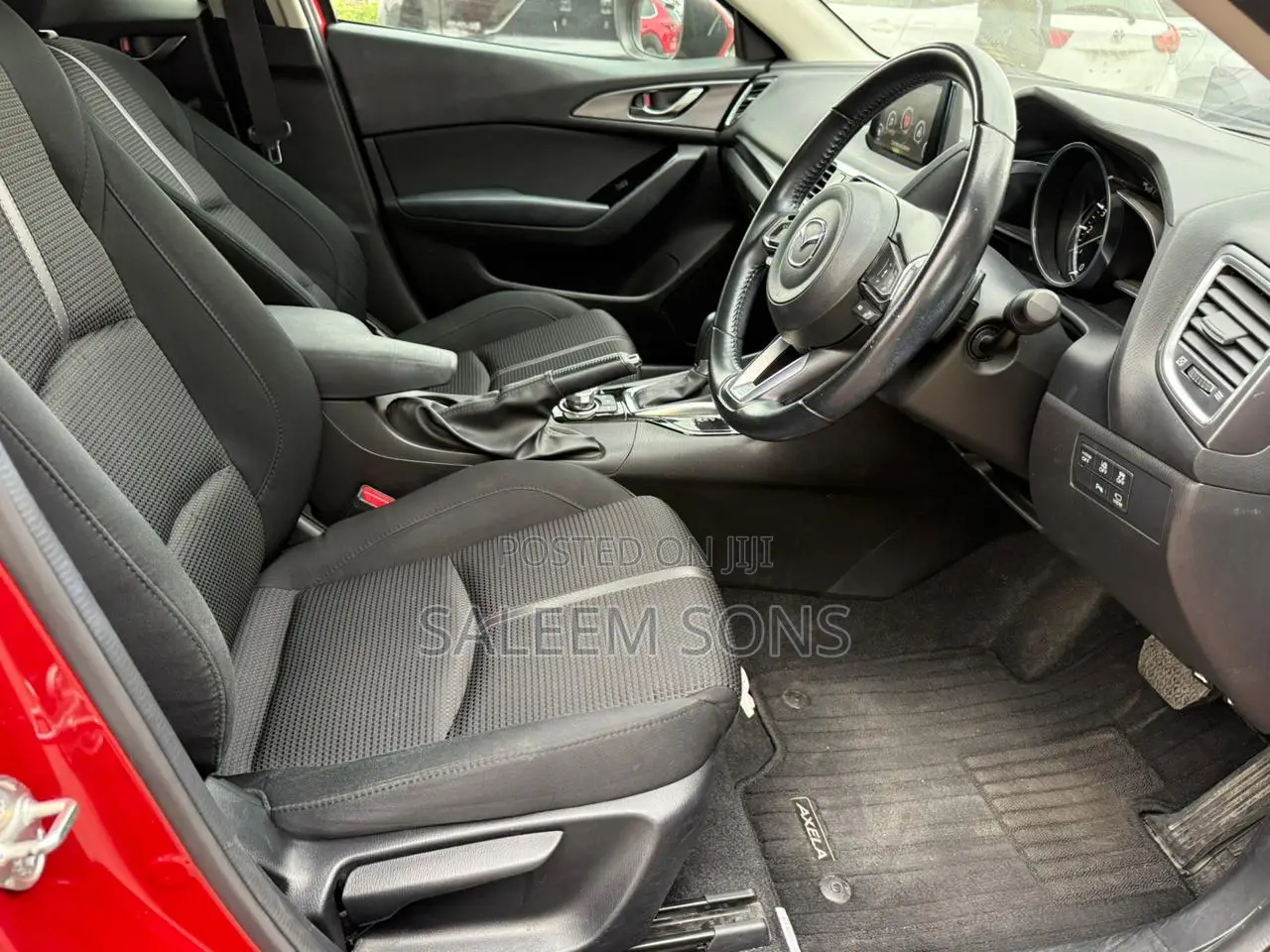 Mazda Axela 2018 Red