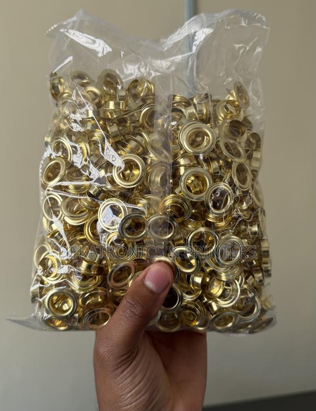 500pcs Packet of Gold Eyelet Grommets