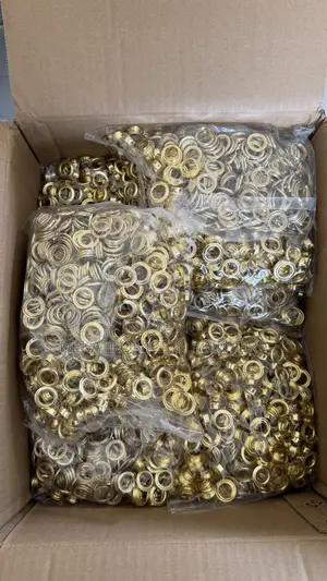 500pcs Packet of Gold Eyelet Grommets