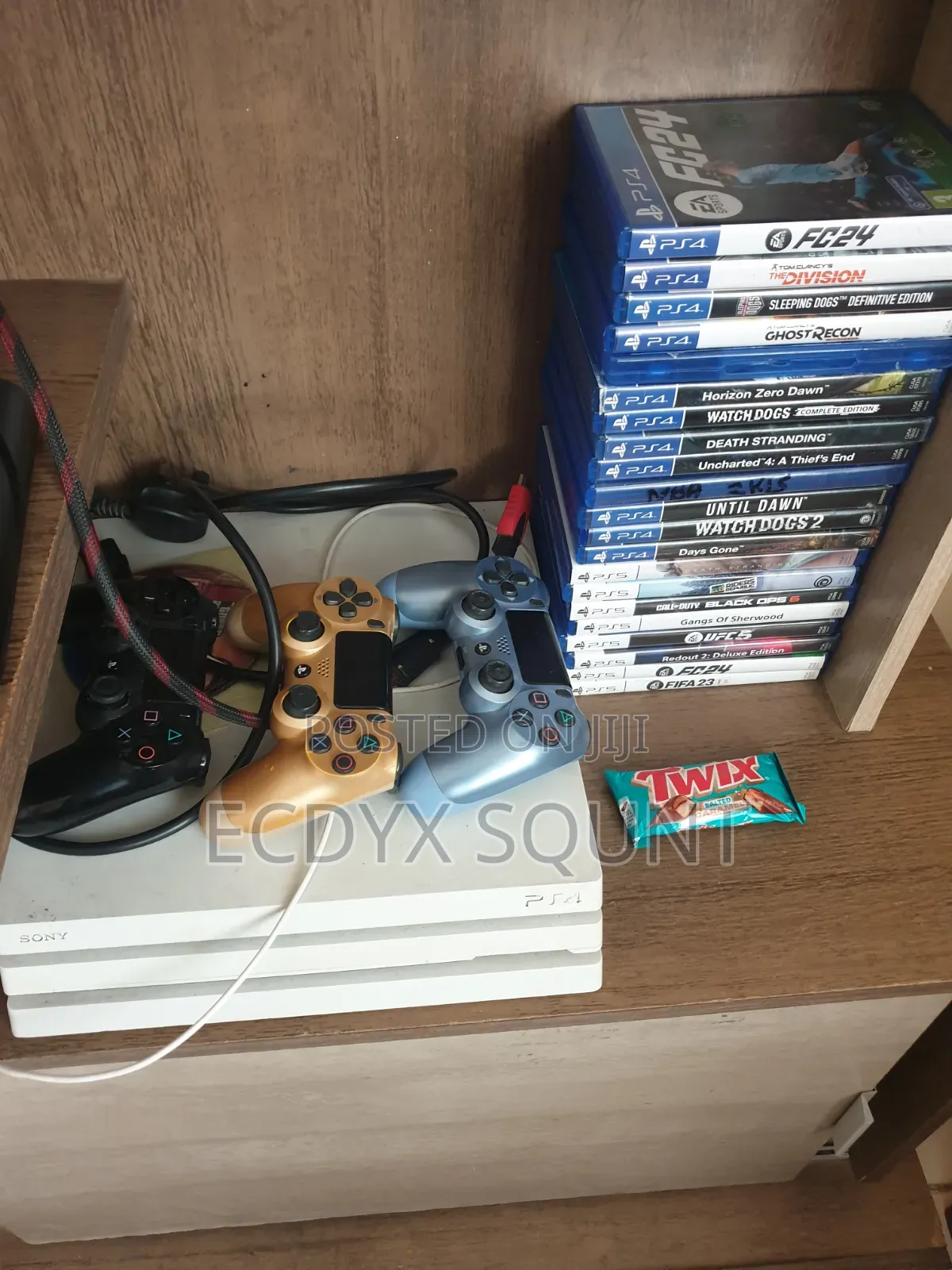 Ps4 Slim and Ps4 Pro