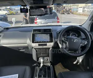 Toyota Land Cruiser Prado 2.8 2021 Off white