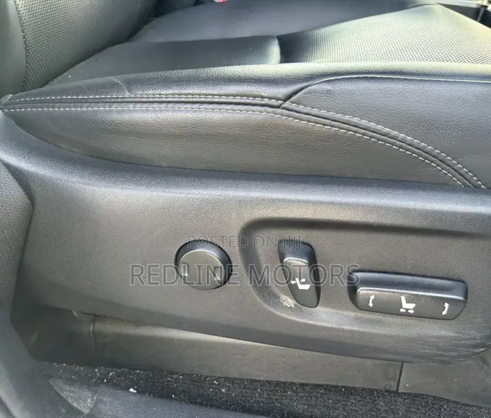Toyota Land Cruiser Prado 2.8 2021 Off white