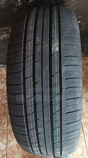 275/50r20 Roadking Tyre