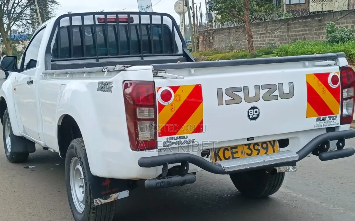 Isuzu D-MAX 2015 White