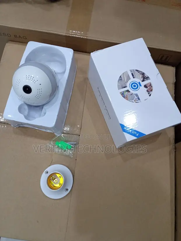 V380 Smart Bulb Camera With 360 Degree Panoramic View