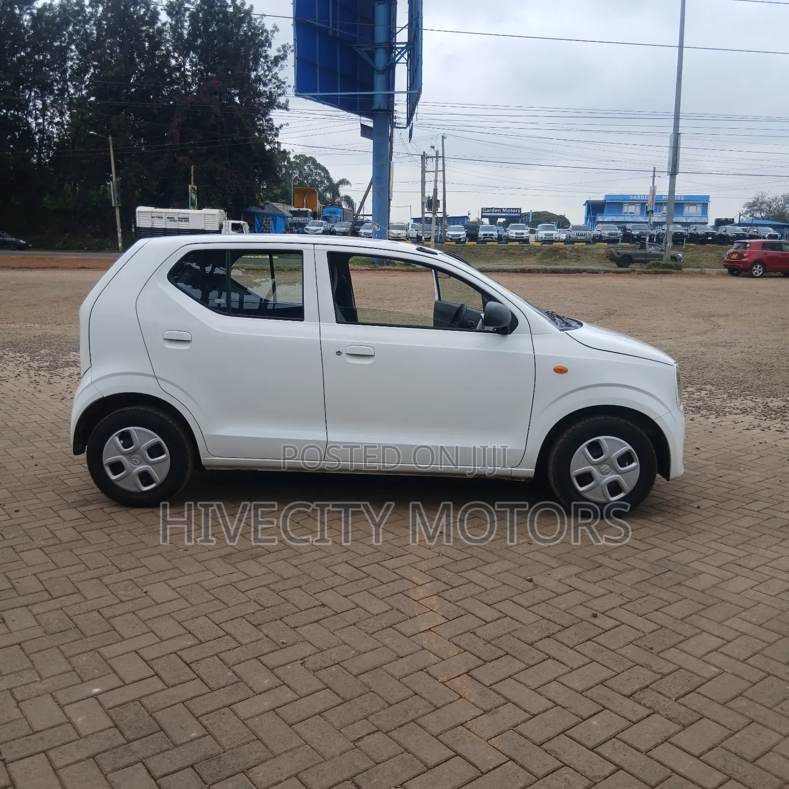 Suzuki Alto 2018 White