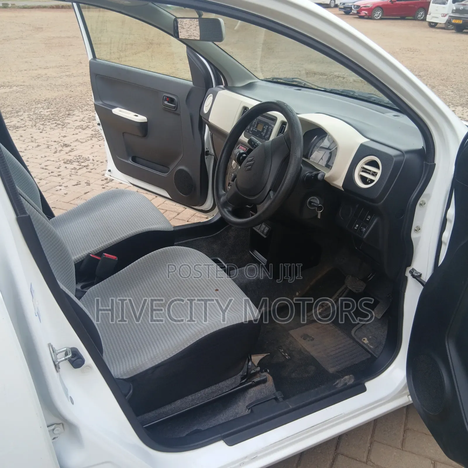 Suzuki Alto 2018 White