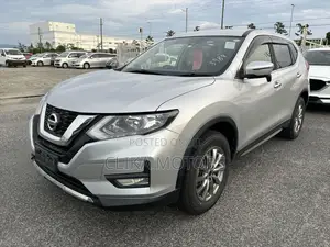 Nissan X-Trail 2.0 Petrol FWD 2019 Silver