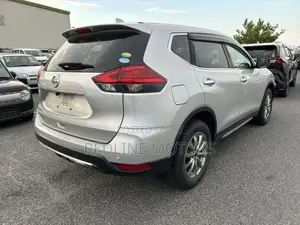 Nissan X-Trail 2.0 Petrol FWD 2019 Silver