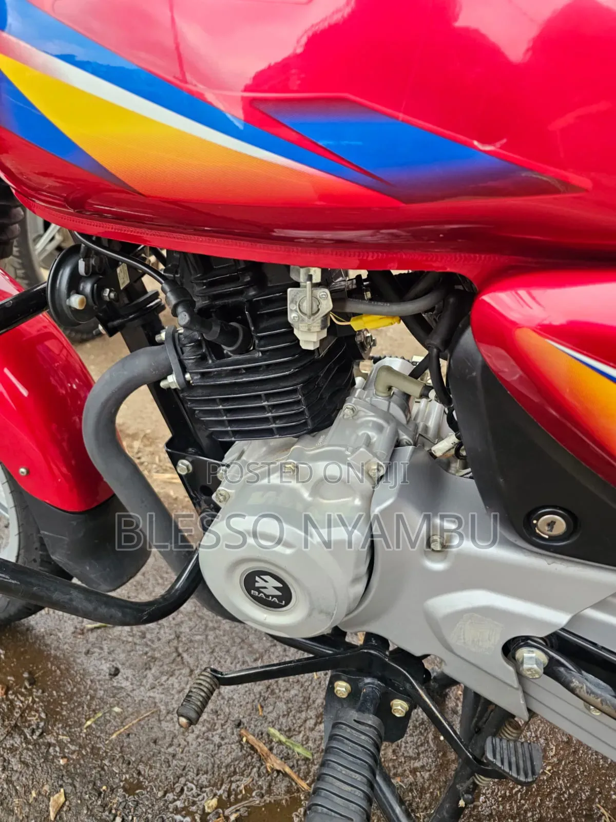 New Bajaj Boxer 125 2025 Red