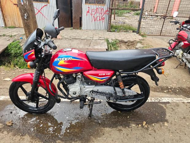 New Bajaj Boxer 125 2025 Red - thumbnail 7
