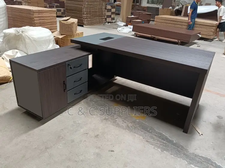 Executive Director's Table-1.6 Meter's