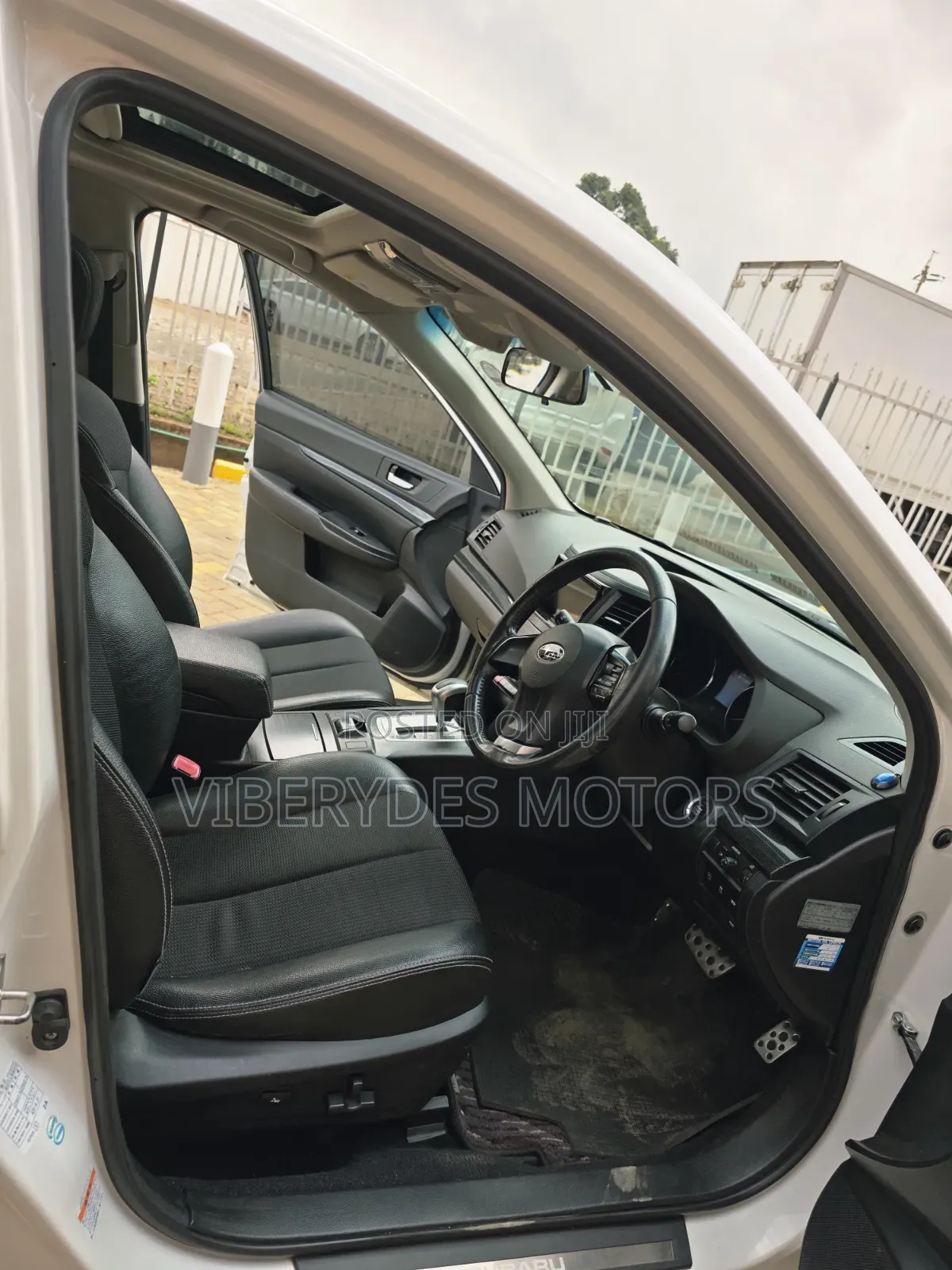 Subaru Legacy 2012 White