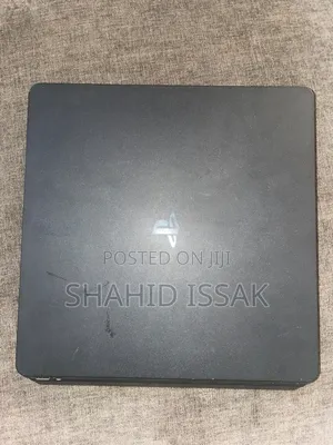 Playstation 4 Slim