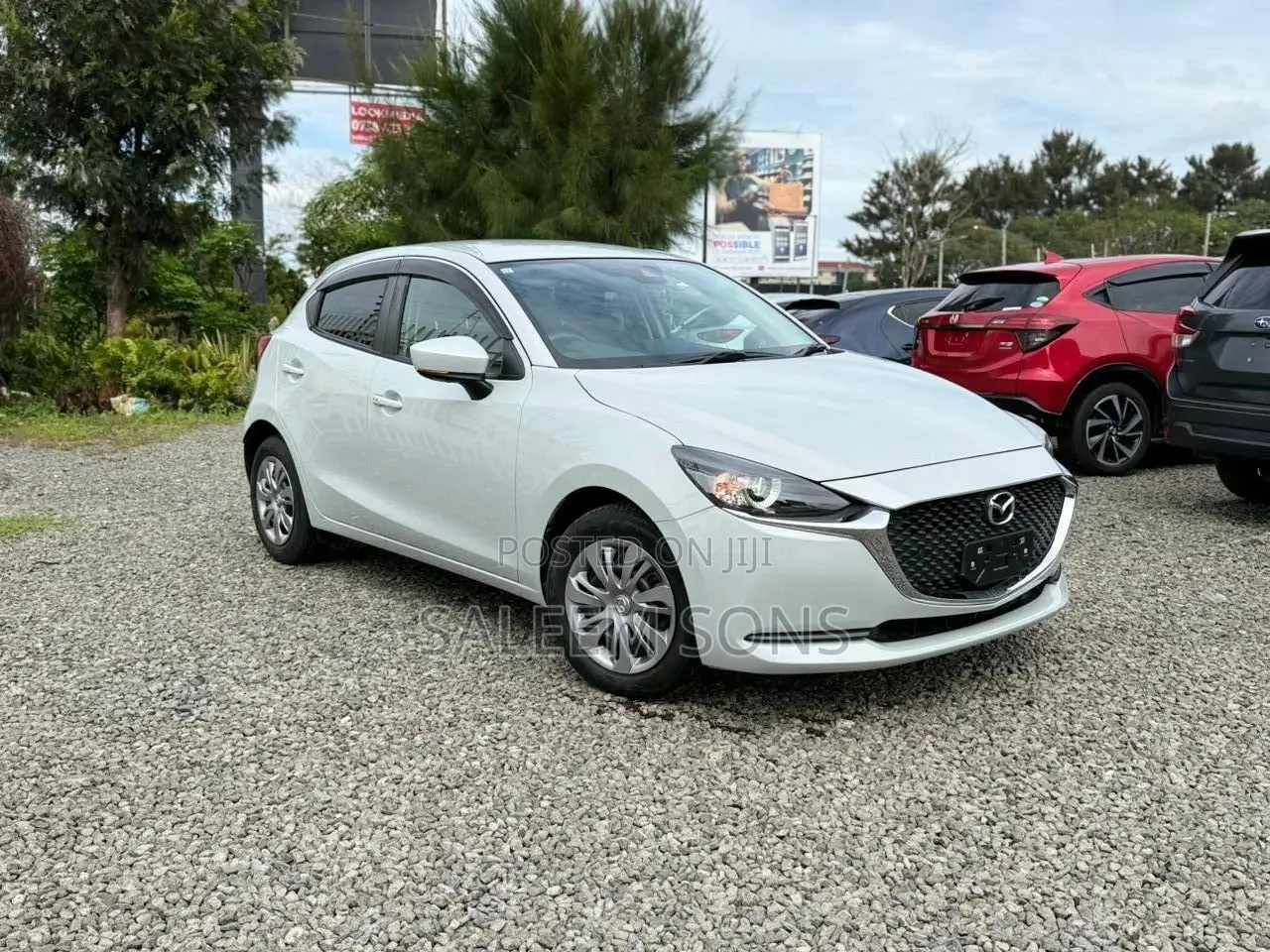 Mazda 2 2019 Off white