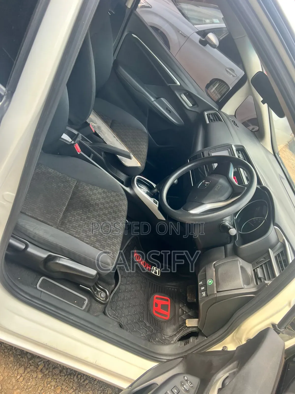 Honda Fit 2017 White