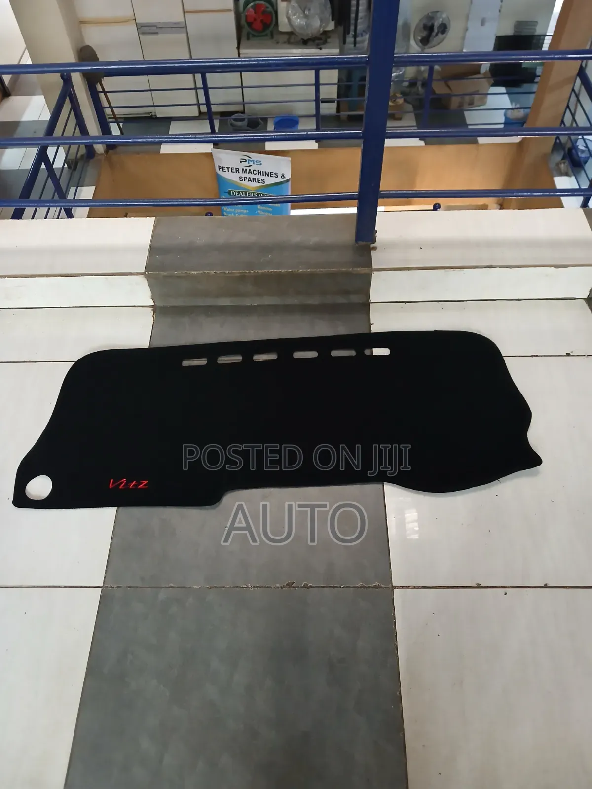 Toyota Vitz 2011-2017 Dashboard Cover – Anti-Slip Sun Protection Mat