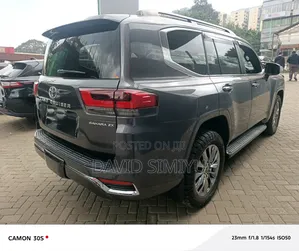 Toyota Land Cruiser 2021 Gray